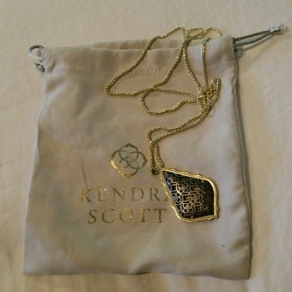 Kendra Scott Aiden necklace